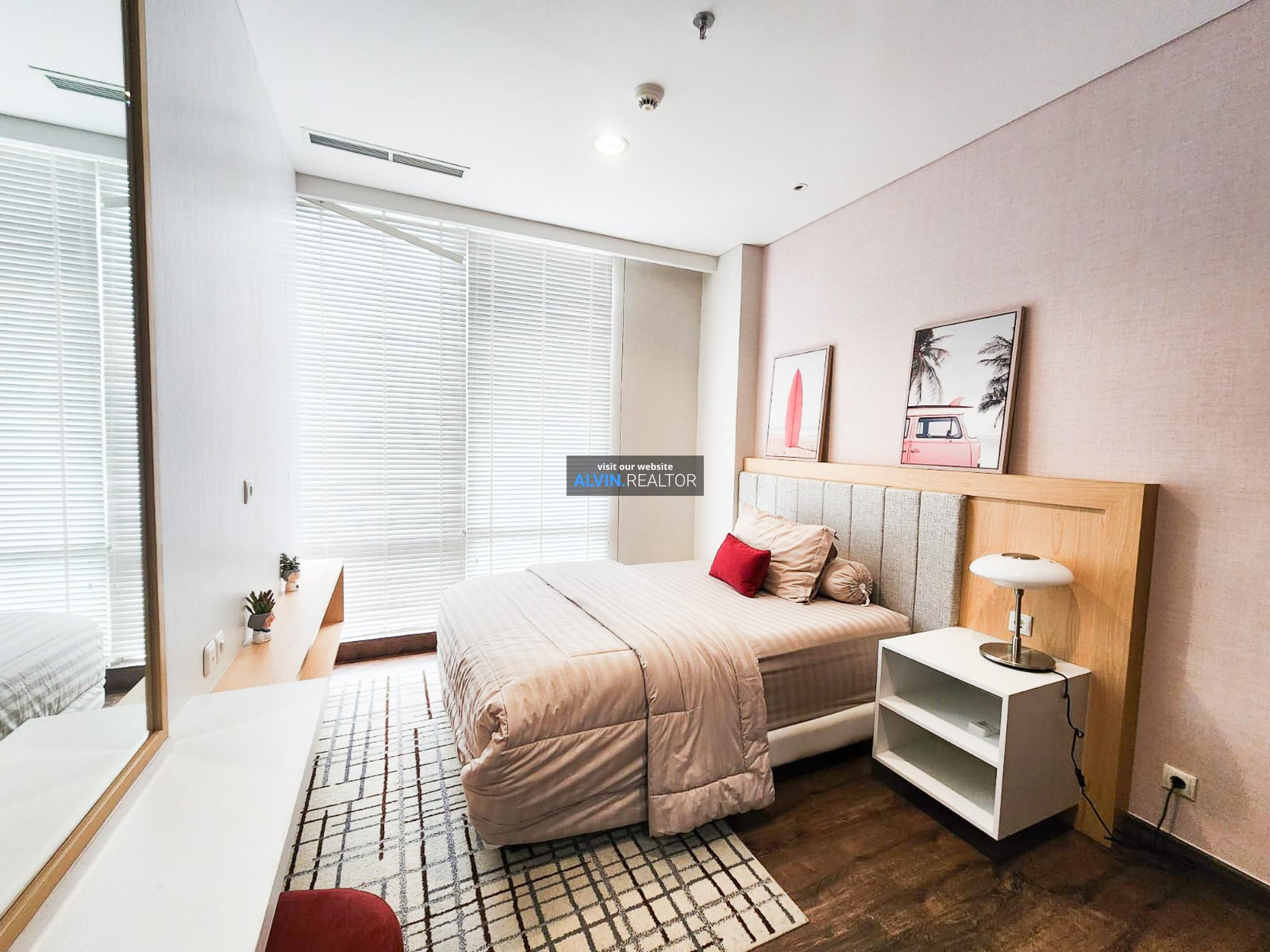 108b5584-5676-4864-abfa-2c77589cc1ad-1759394225