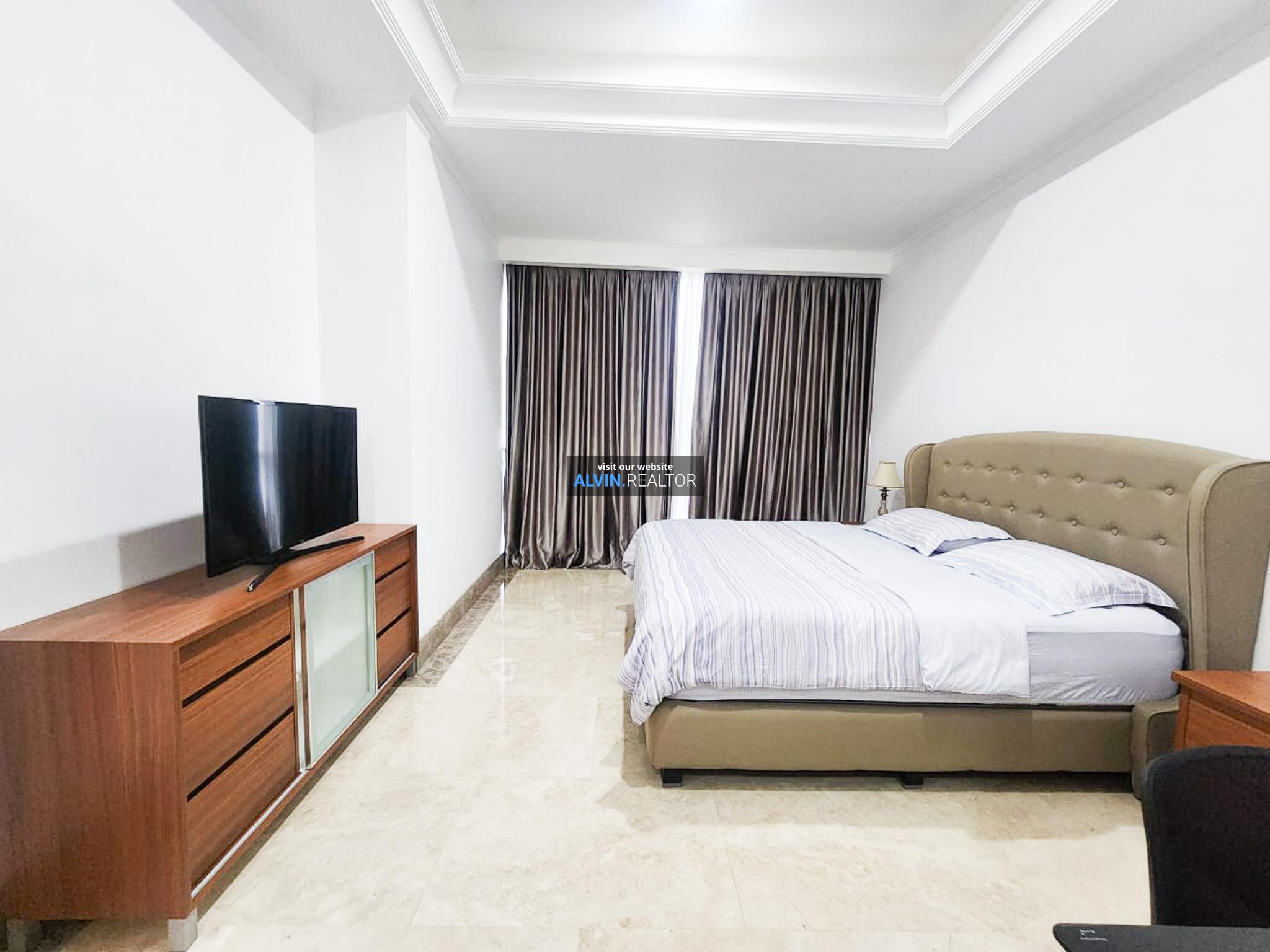 1e764e6e-7498-4787-a712-6f916b5f62cb-1727946987