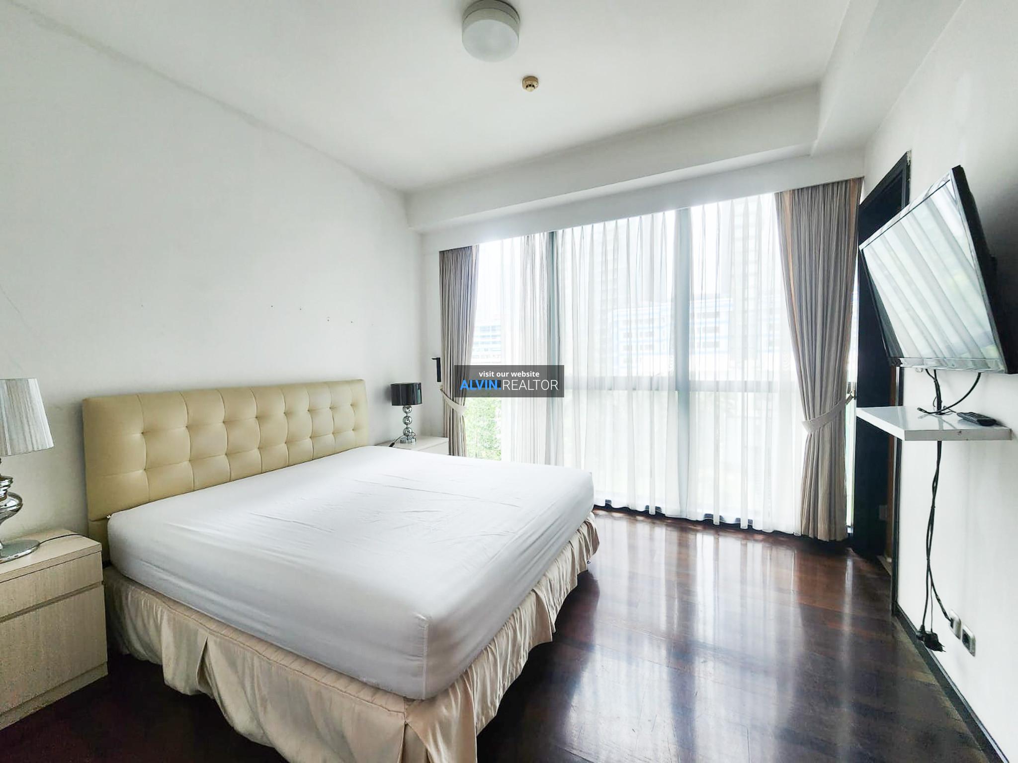 2176133f-7fc7-459f-8db4-876afe145fa3-1759989456