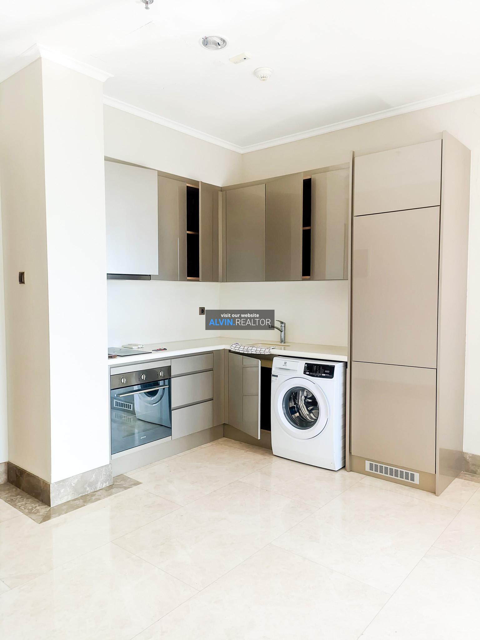 299a637a-59d8-49fb-8317-a71cb45173ba-1728633382