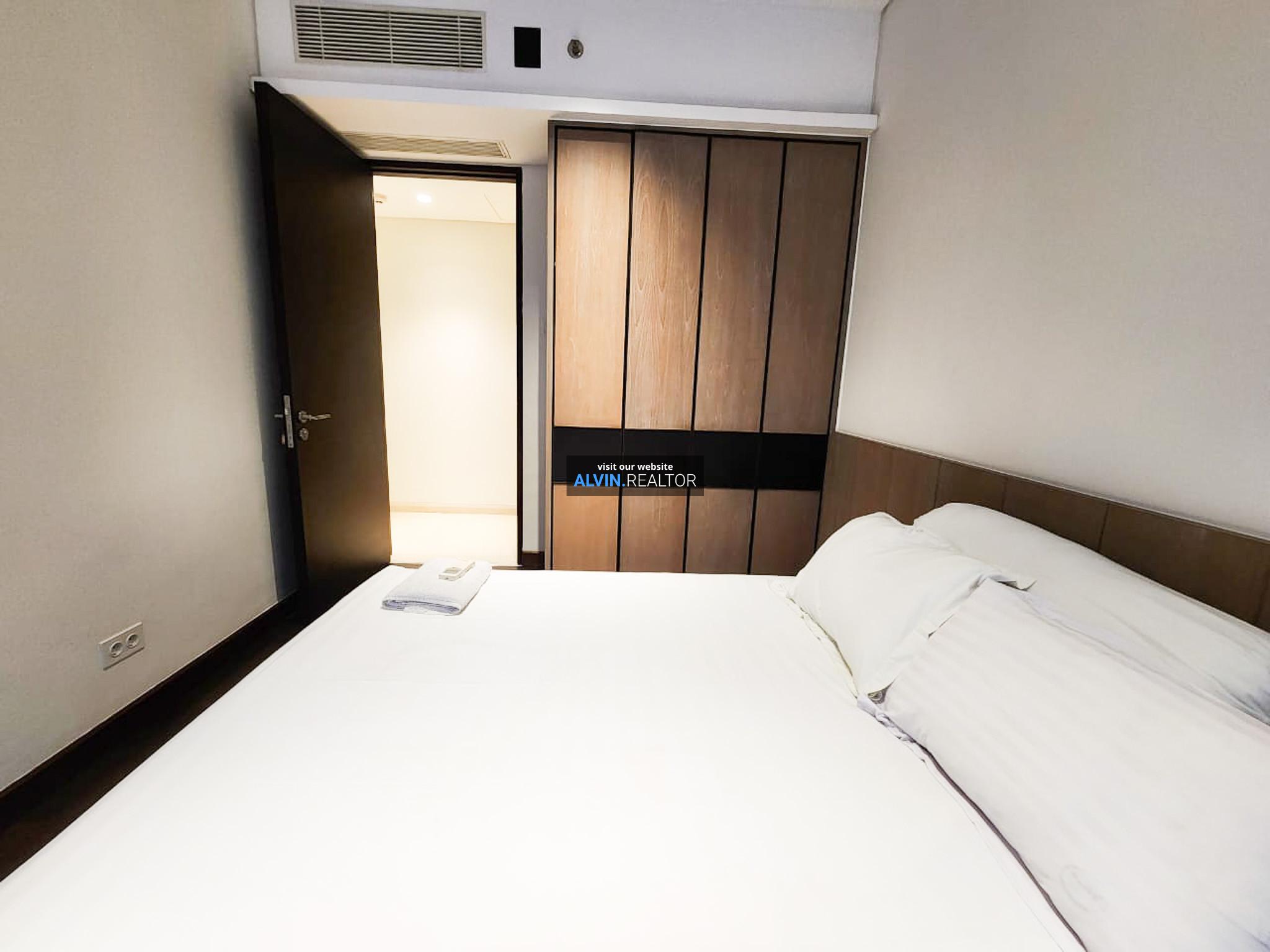 2b734dae-00bb-429e-9b83-0b797e3d2897-1729760054