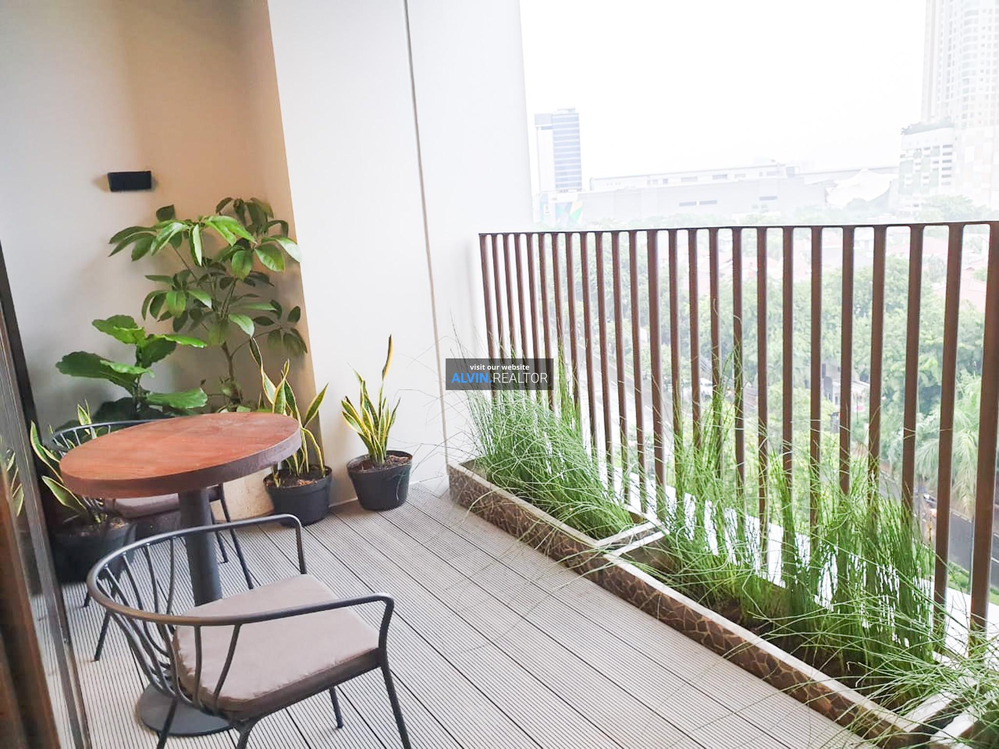 2d8584ff-364d-4520-a4b2-63c4dc8db896-1730891852