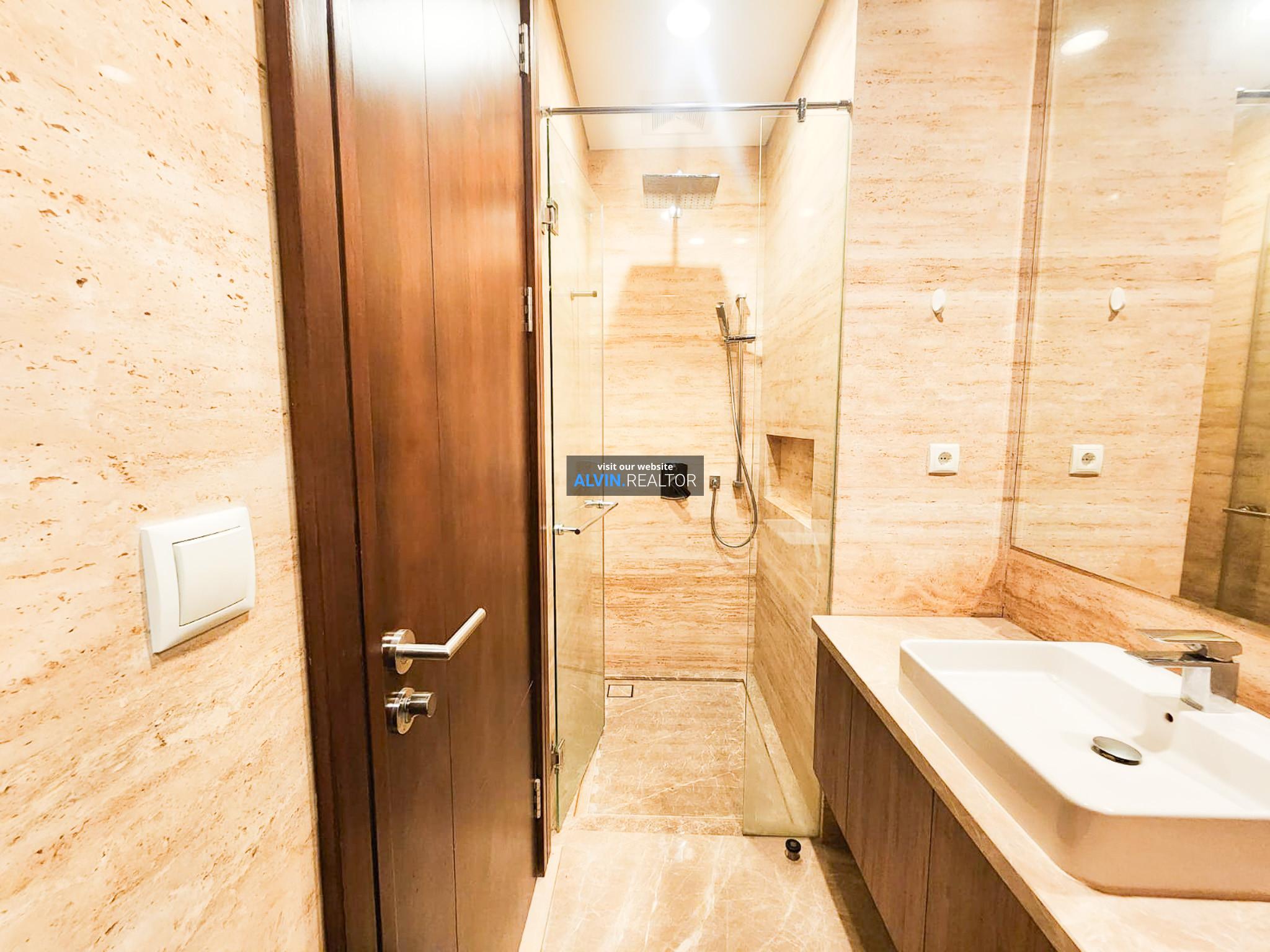 4bc1217b-97e5-48ac-868c-f025317d0563-1758803442