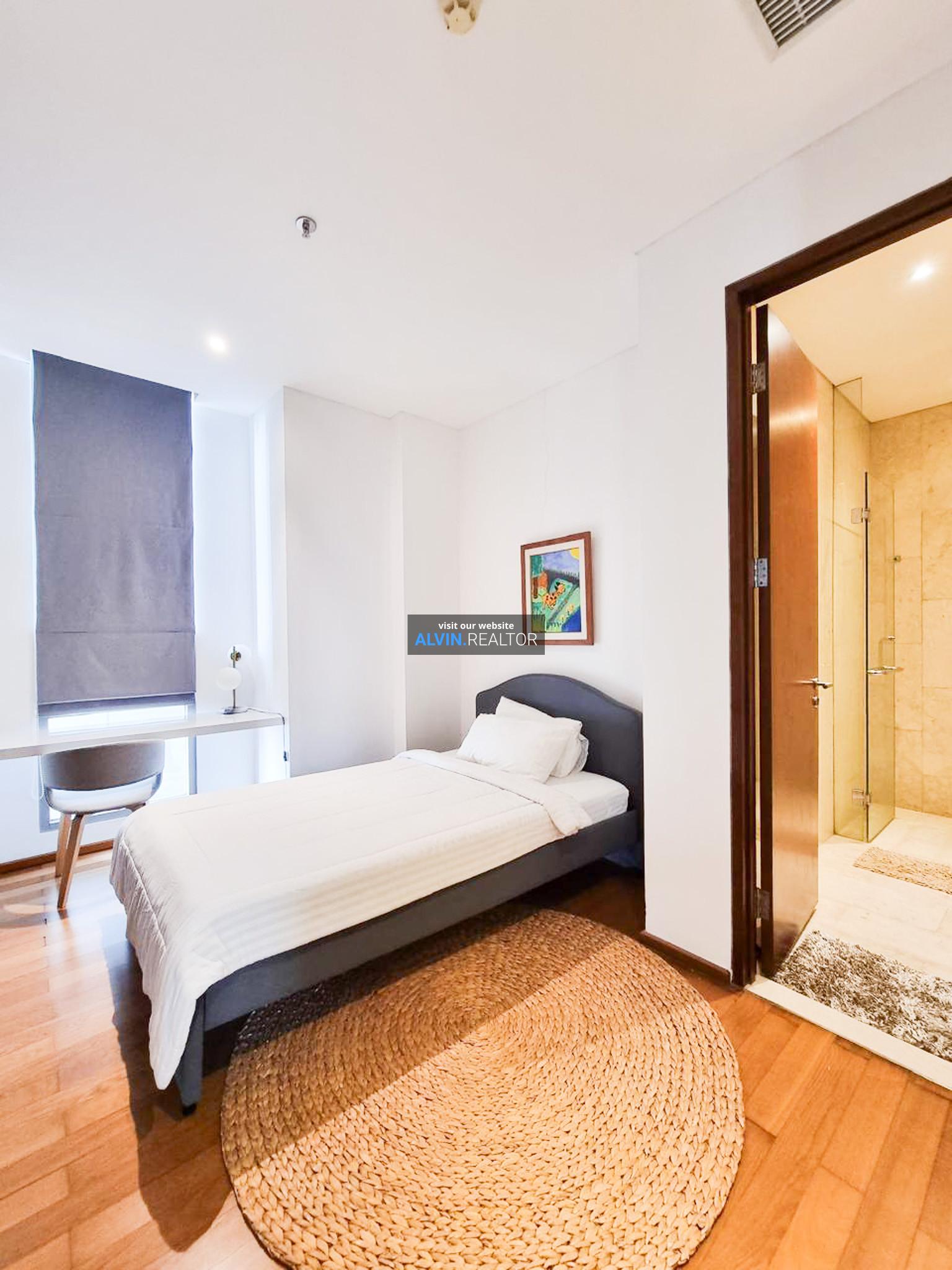 4c3f9bfb-2afb-428c-97eb-44ae1c1e7833-1734935453