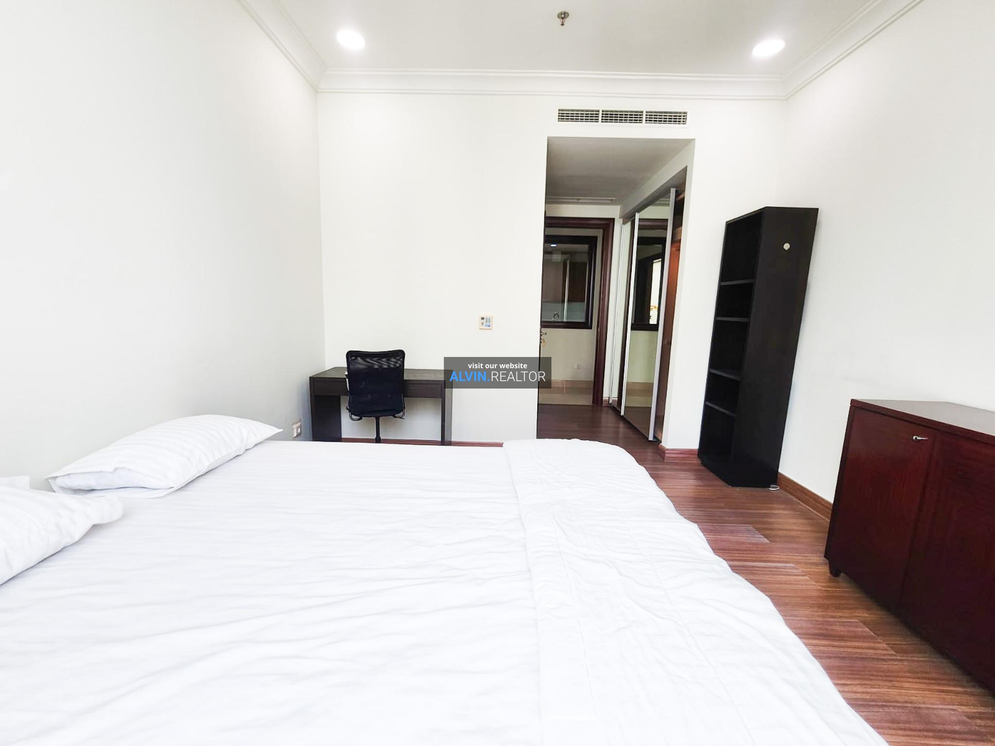 4d07116d-c823-46a8-86eb-da609681c340-1730194621