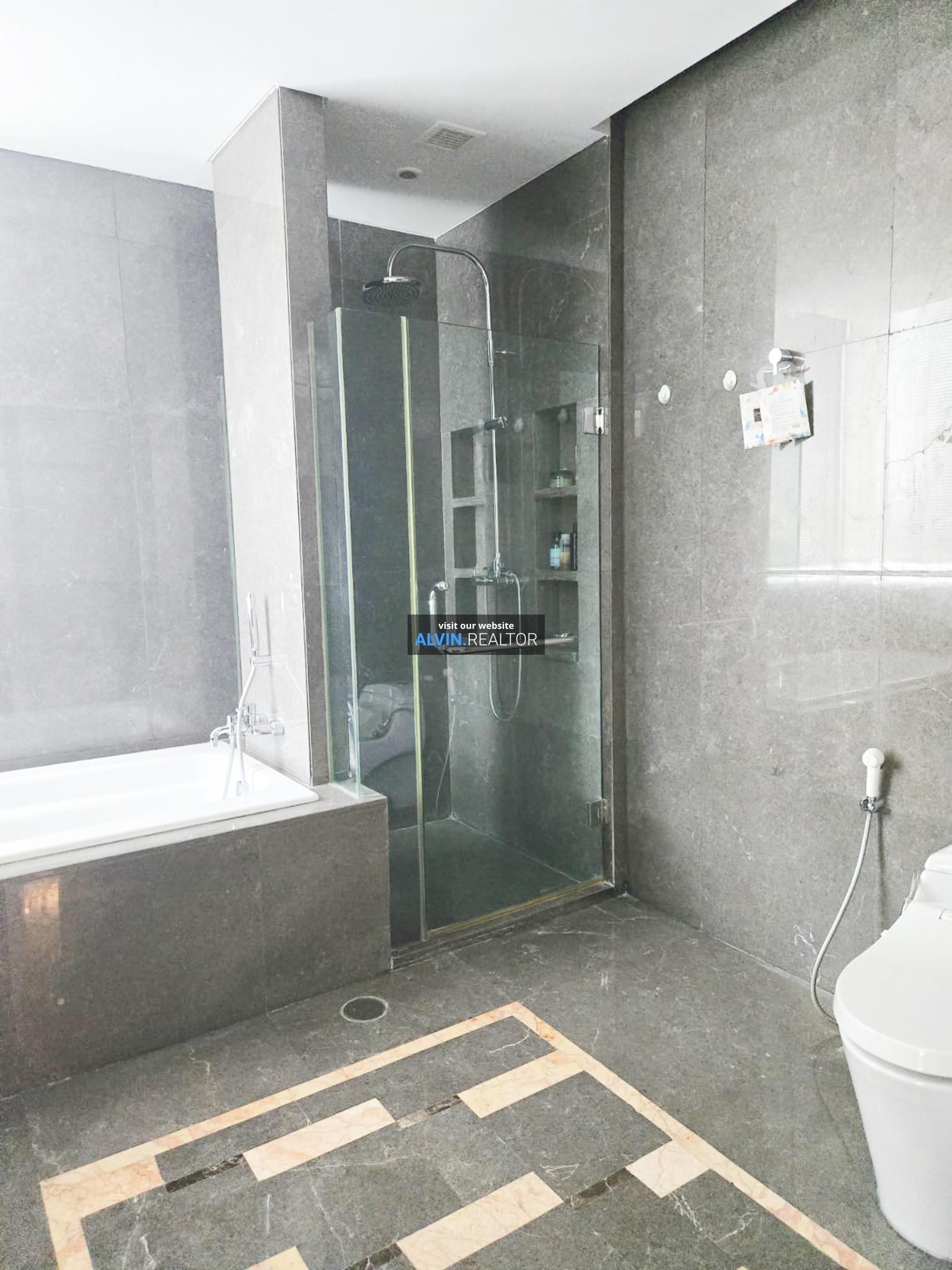 52f0ce1e-f7d9-420f-97ff-3d30887a827d-1733473108