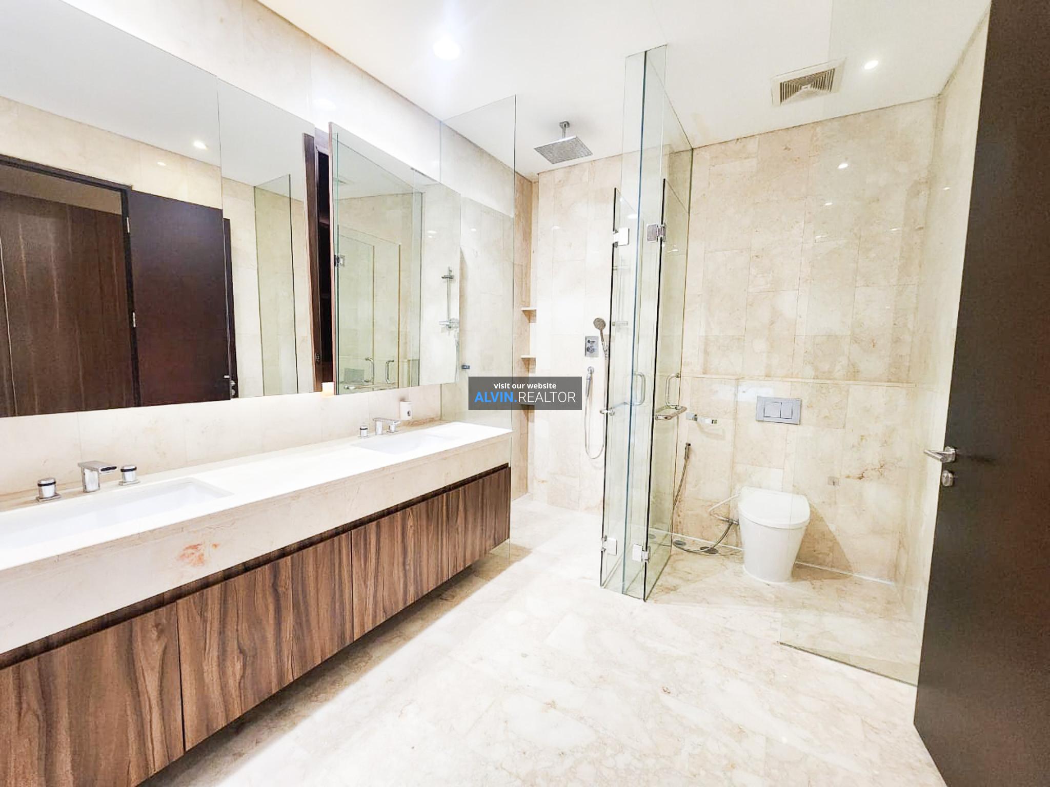 5eb93430-25c3-4c7d-8237-51520225c90d-1732532513