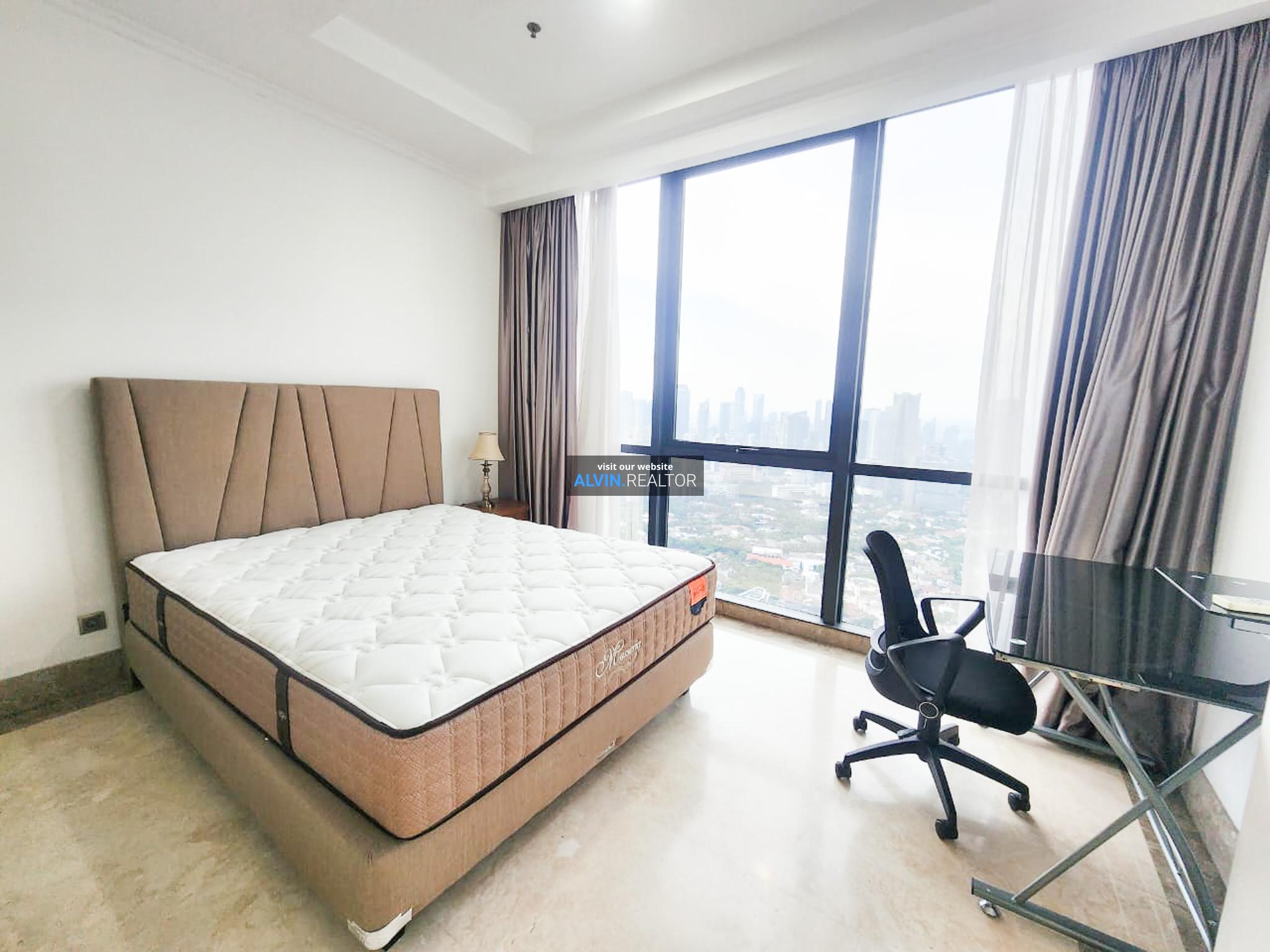 6704cb11-6eec-45a3-bf34-c497f9104297-1727946976