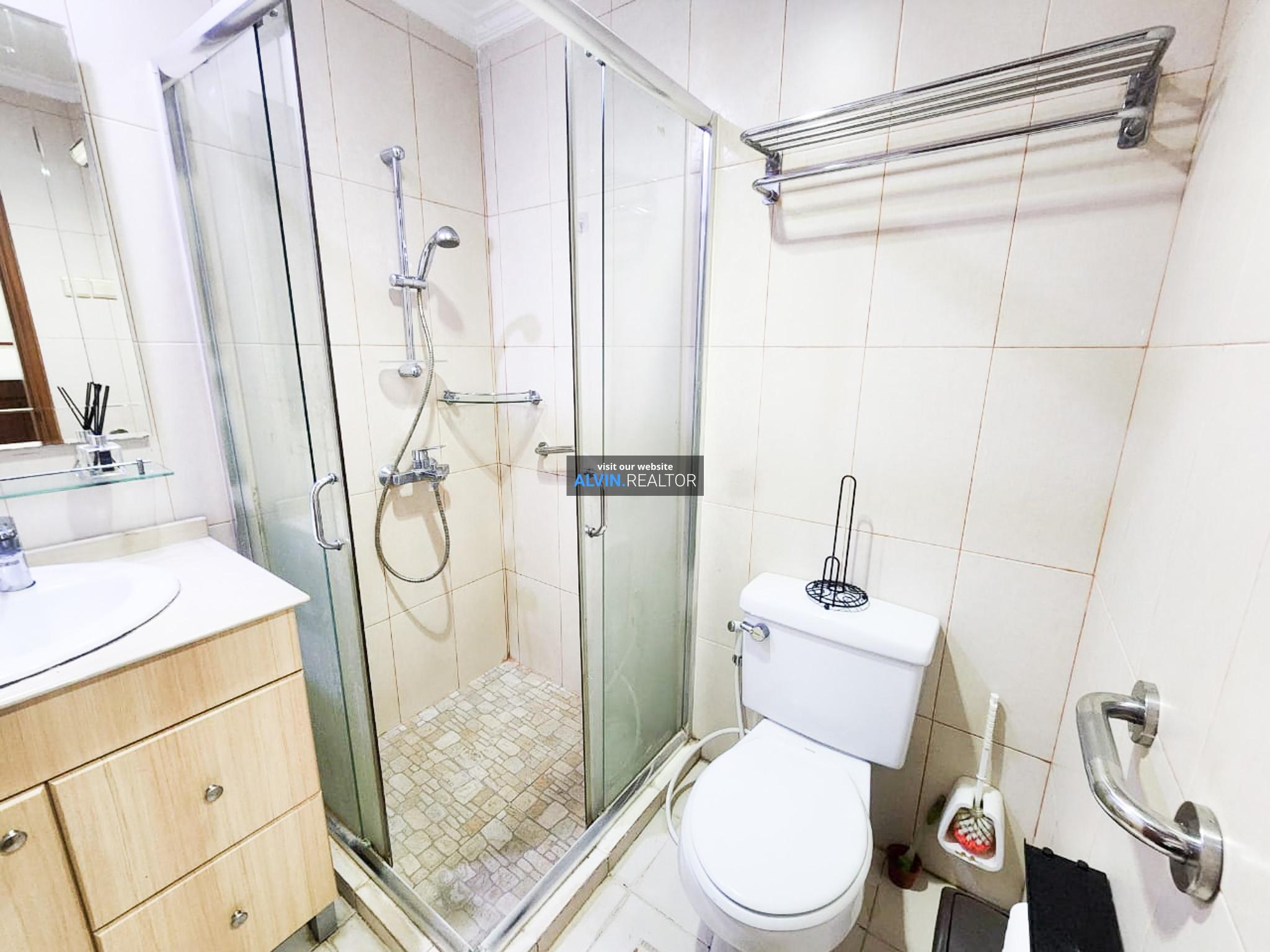 6a8c7263-a40d-42e0-8e38-1d59bf873102-1731057182