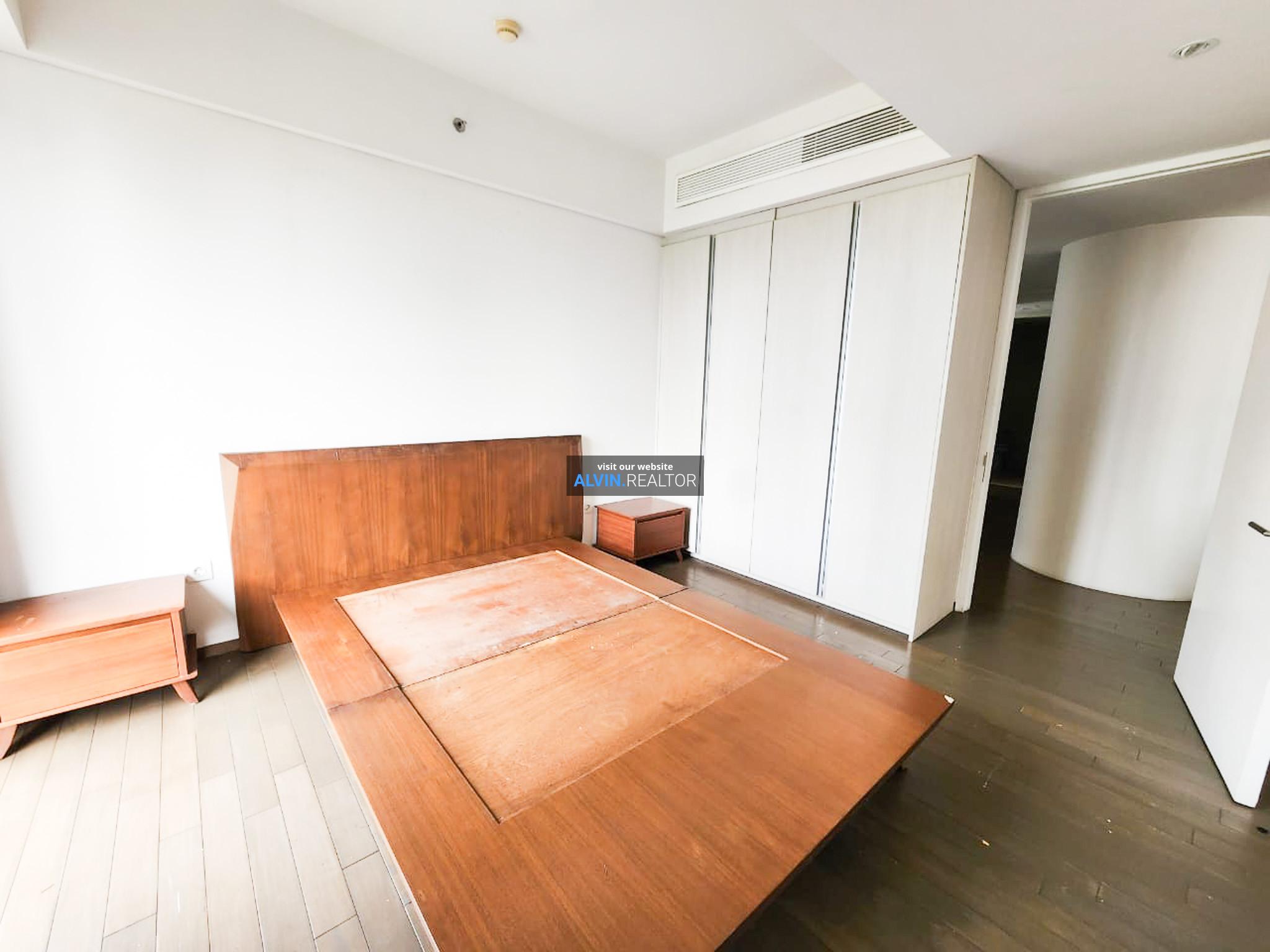 89f111e5-fe9d-4cca-8d5d-d7e6d2219b80-1728383506