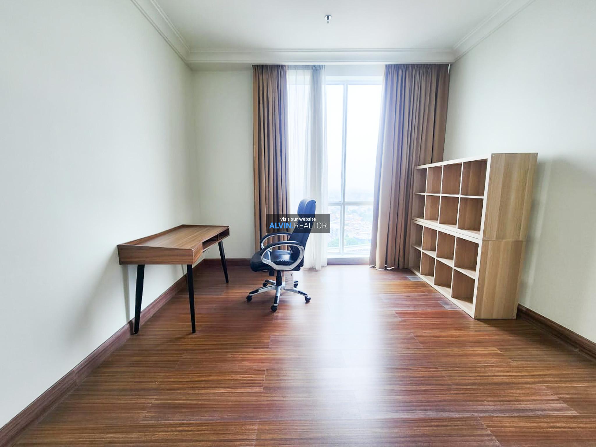 8fd30098-dae5-4f66-8830-2e247b2ff0d2-1731311135