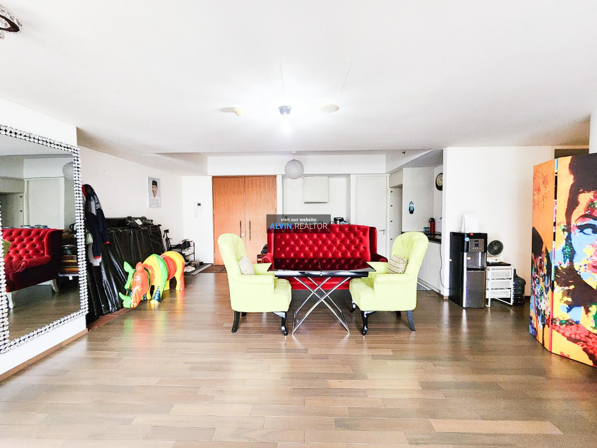 9d596798-bd73-46df-baf5-391d278c577b-1728386691