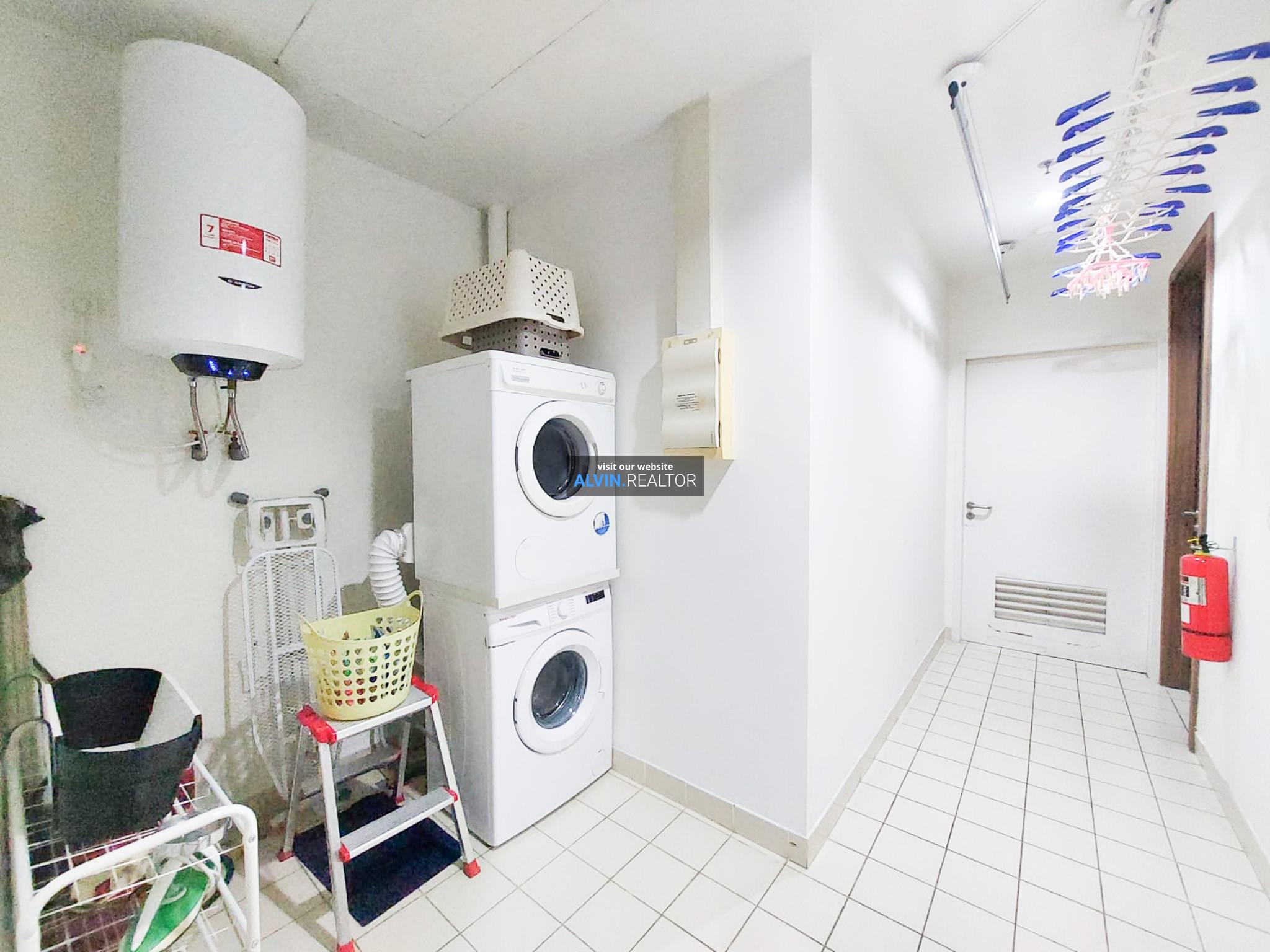 ad137848-a908-4ea7-984b-5354fca3e23f-1760526721