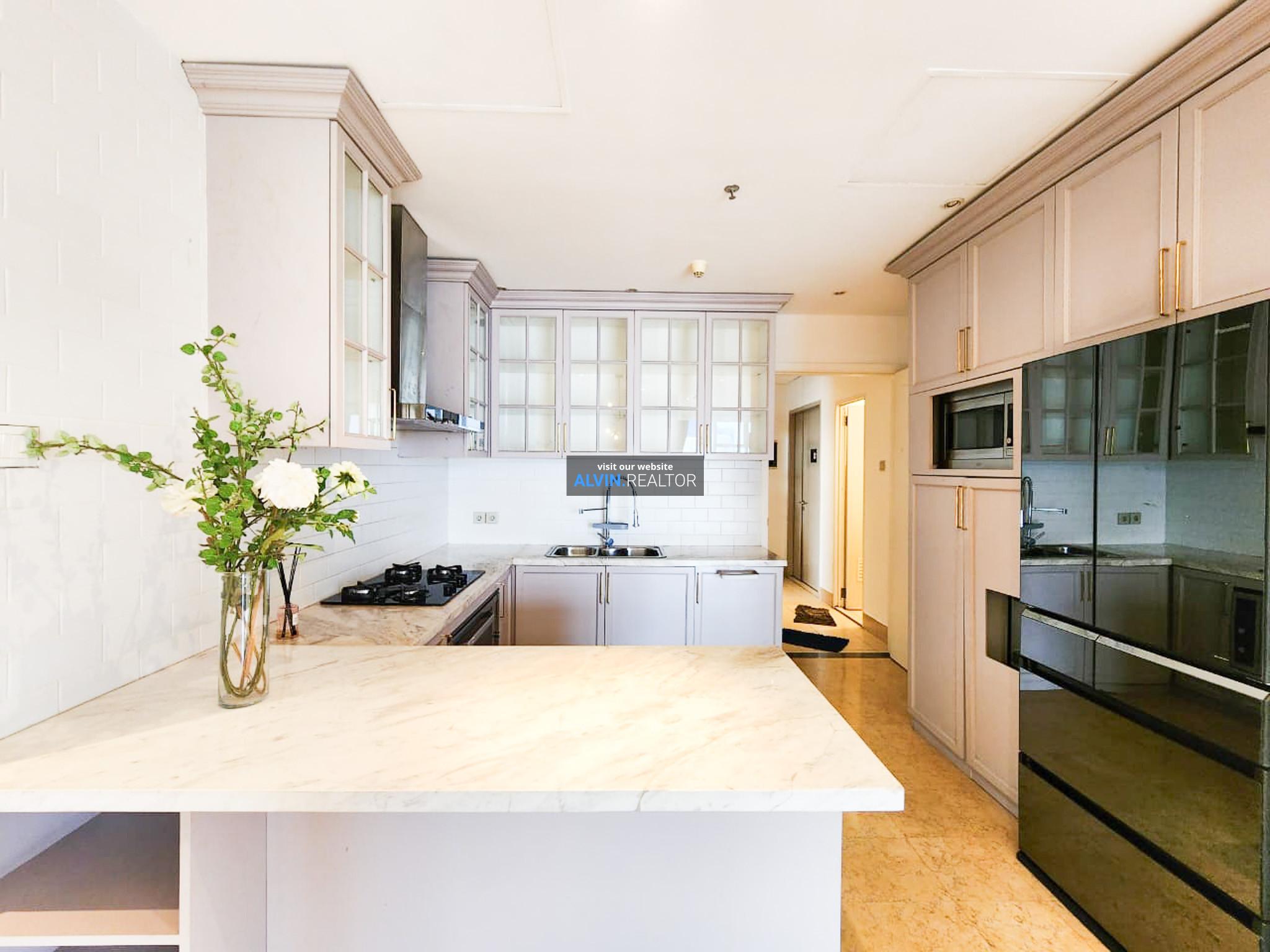 b414bfb2-164e-4127-ae7b-c62bac614336-1734342861