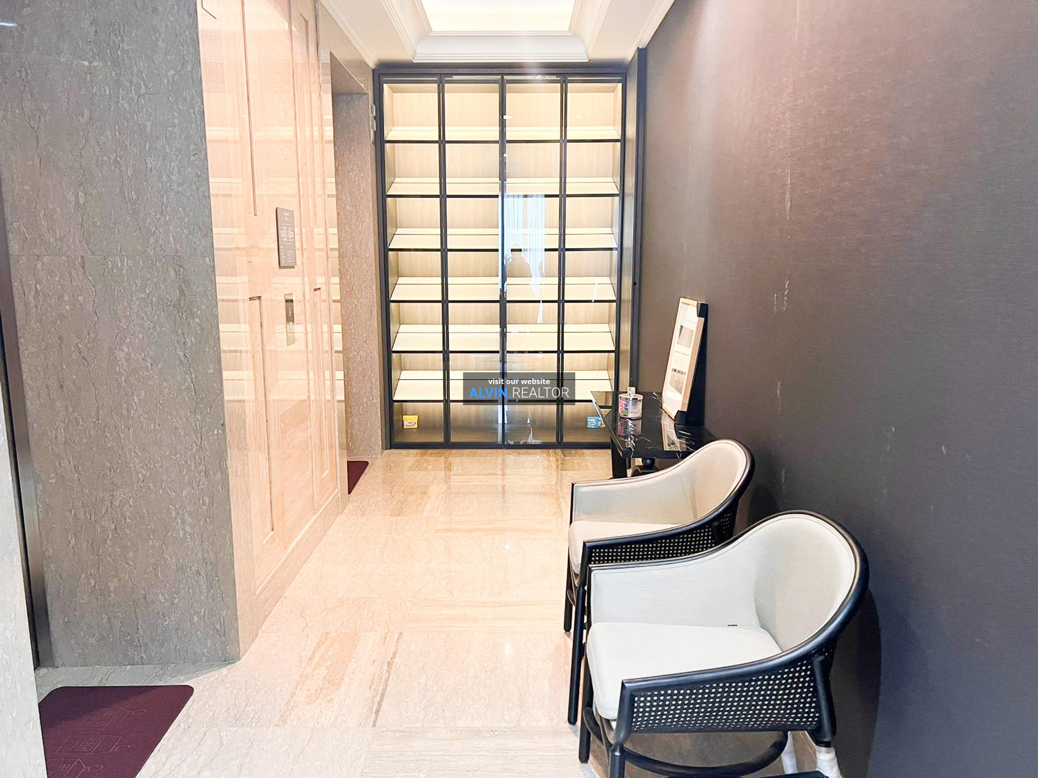 b5ab0a19-49eb-4992-98cc-0cf52b99d245-1734078966