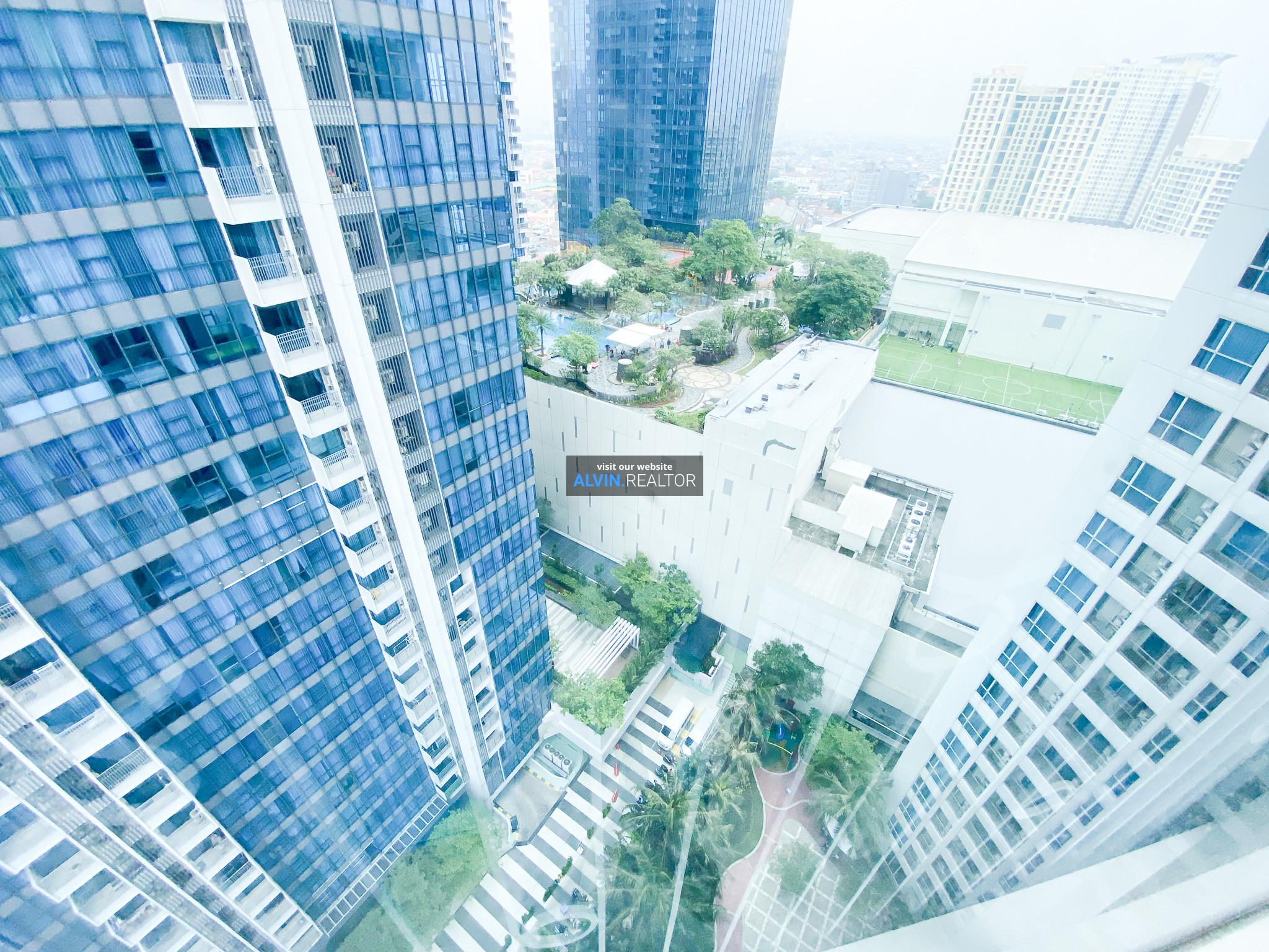 b7e36637-0b0e-4a65-9118-14d525f4afab-1758269552