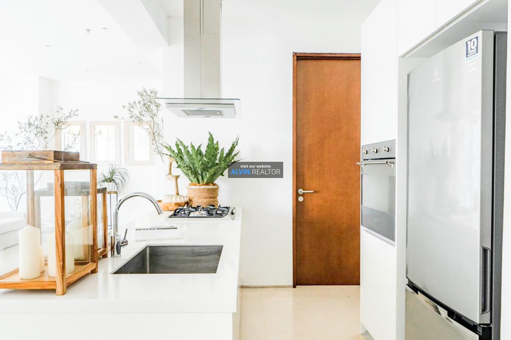 badee9e1-a299-400c-bee4-7c7f429d000f-1739528364