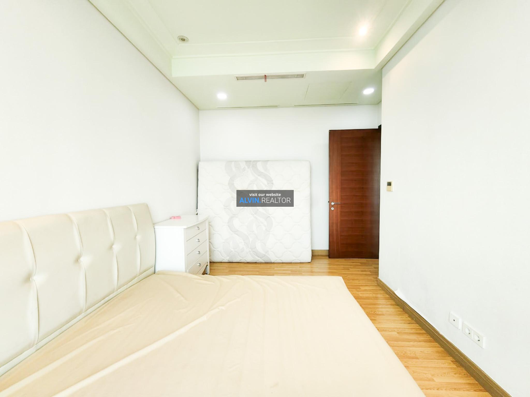 dc6479a8-b3e8-4f33-8d6d-794bafed09a4-1748683663