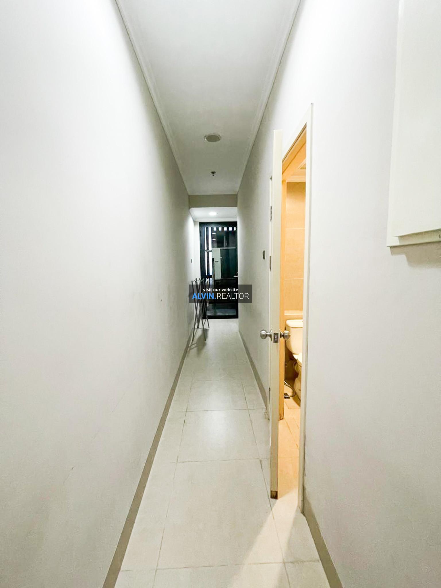 e15460ad-0dd4-4771-a8a7-34da7db78b0d-1728266071