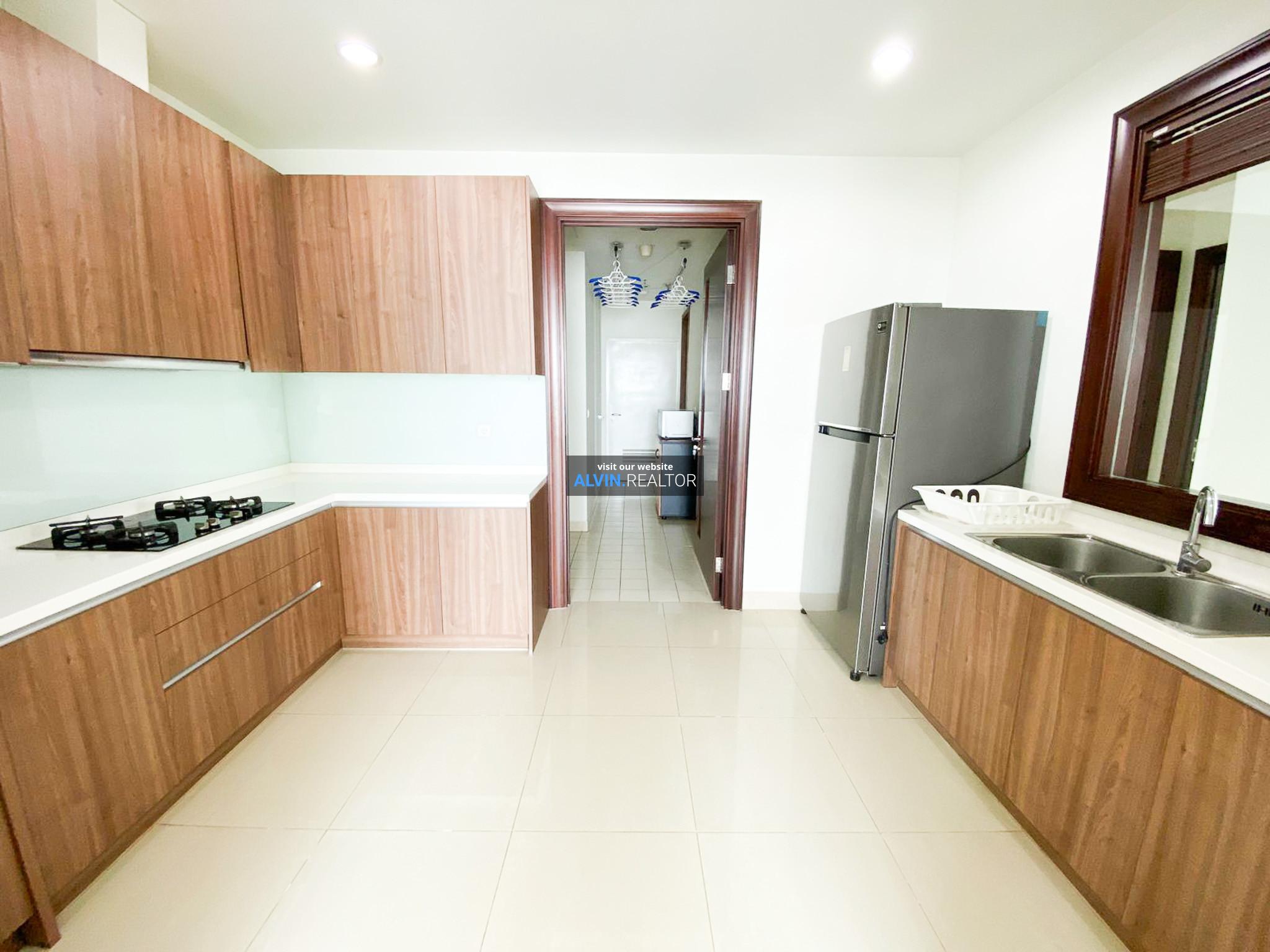 e193dfd4-13ab-4751-bddb-26bb8e0b5f16-1737368051