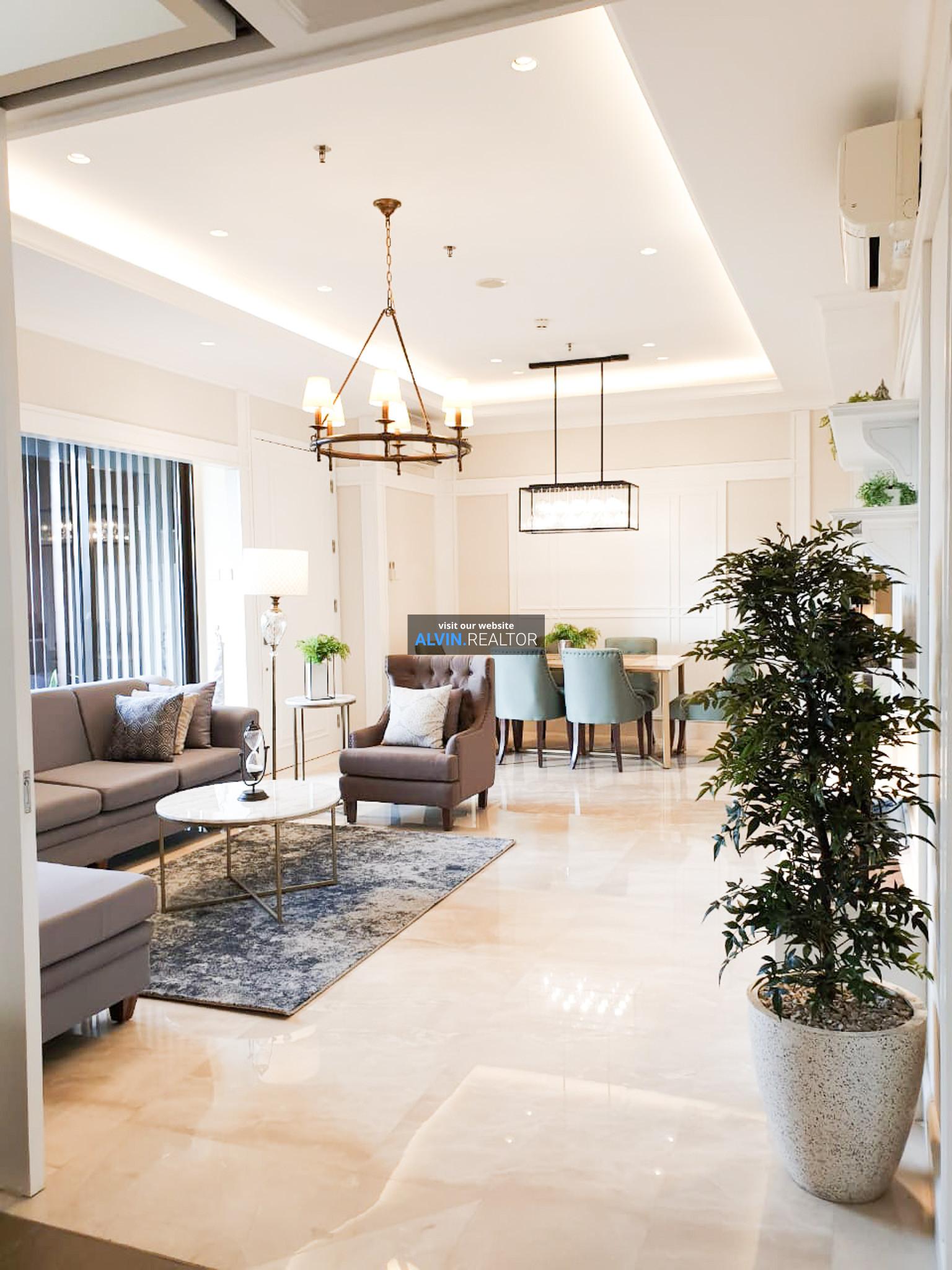 e8bd1f45-bcf5-4b35-abee-fd9d23a78820-1730891861