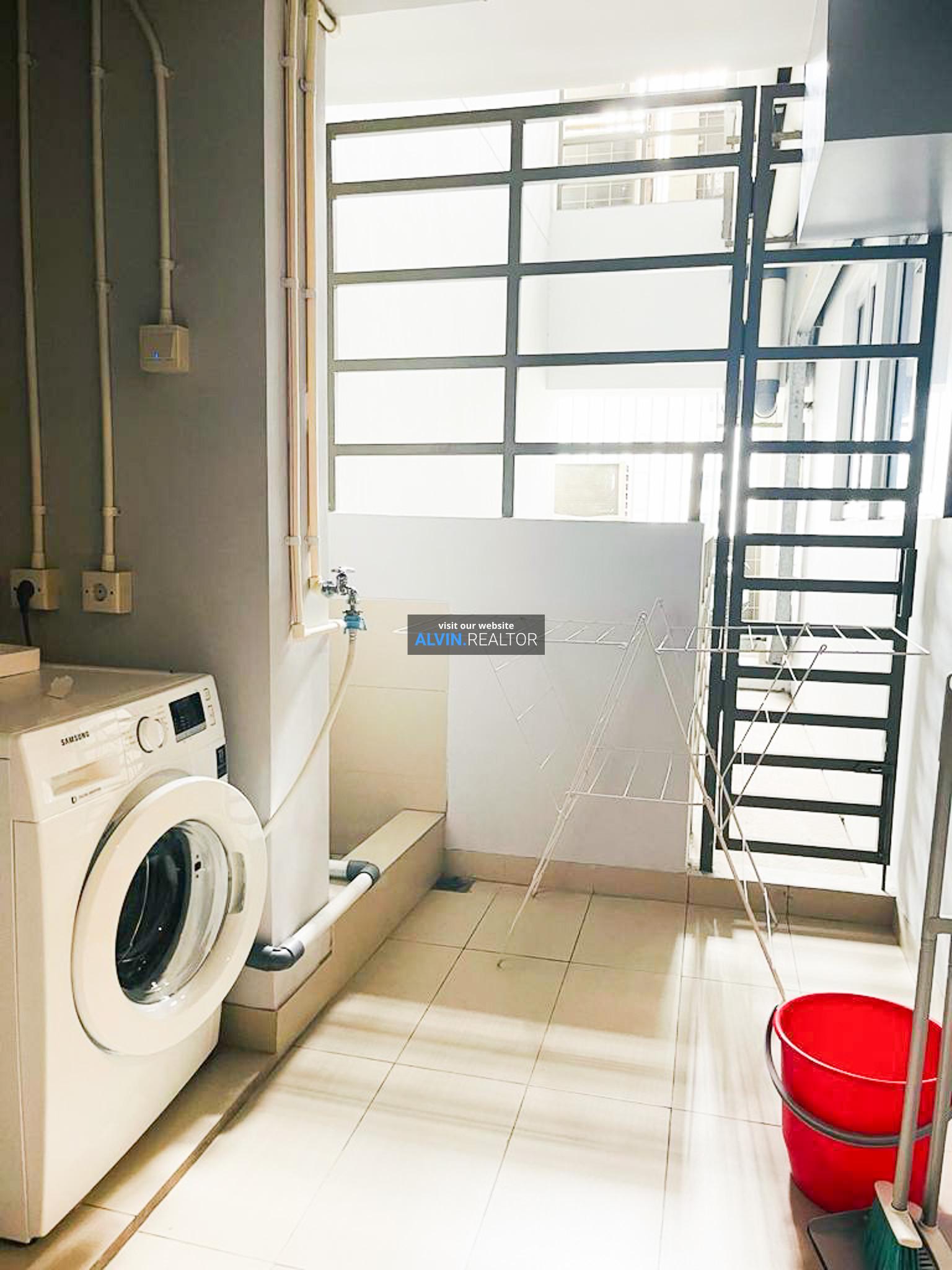 eb5c76fa-8cff-4cfb-8840-2c3c31812d3b-1730371297