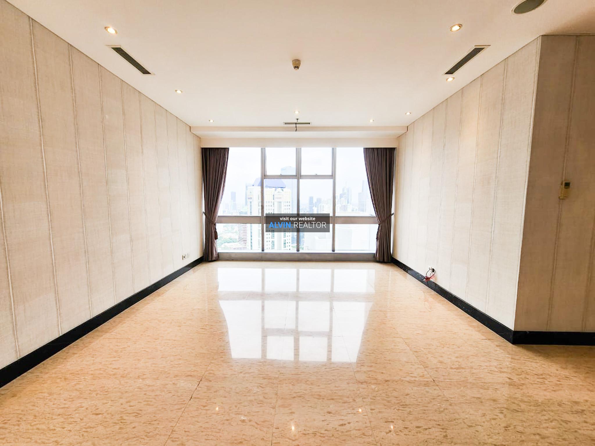 fb002825-0d3e-4c85-8a74-514402d83935-1734342943