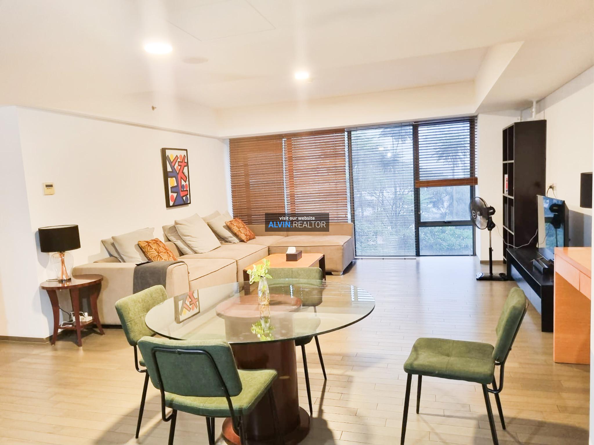 fdc7e656-9c7b-4518-8aa7-c9a3445fae9d-1728283309