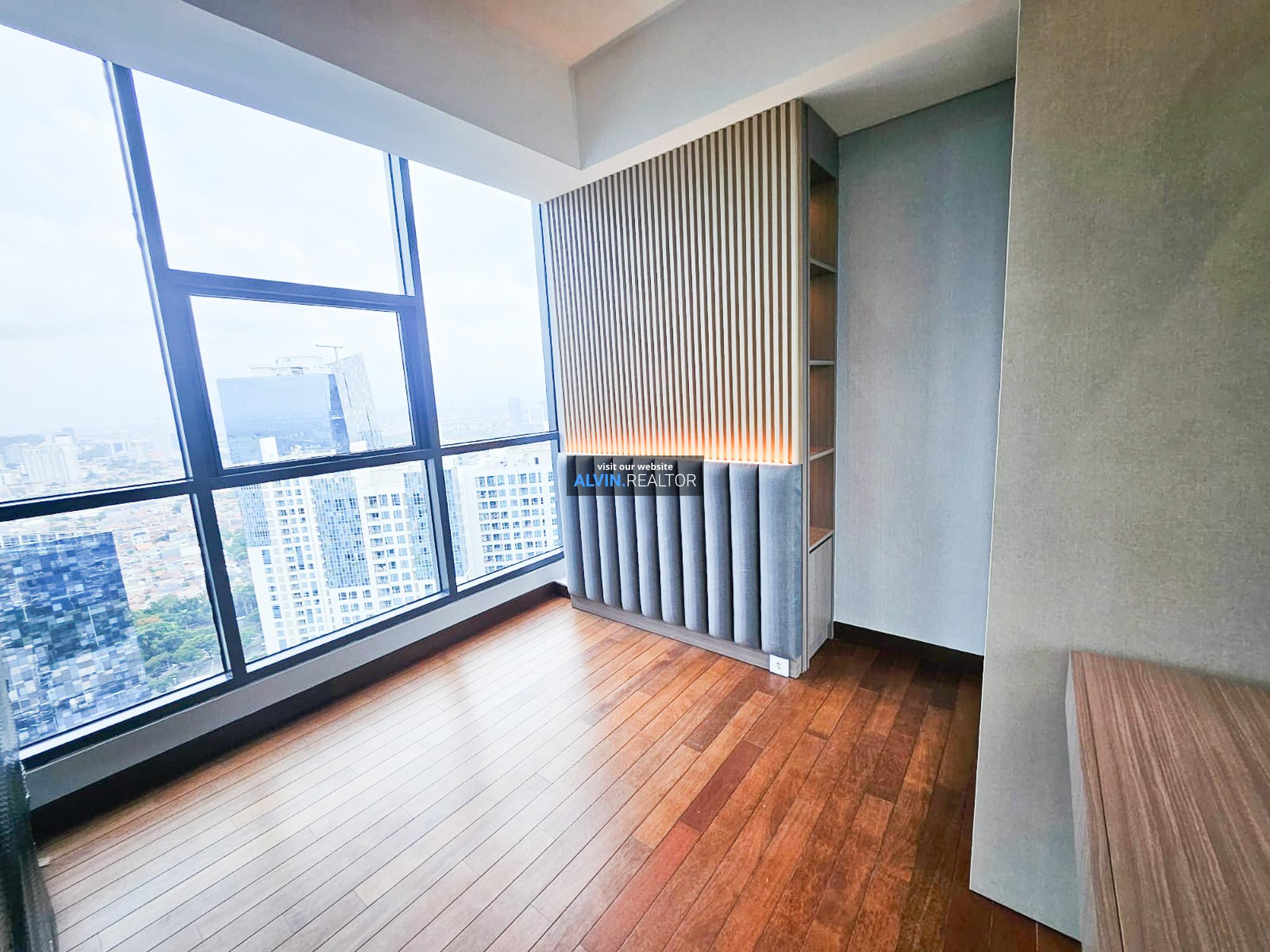 fefd2a4a-1c7e-4282-9485-927fd64f0309-1739969007