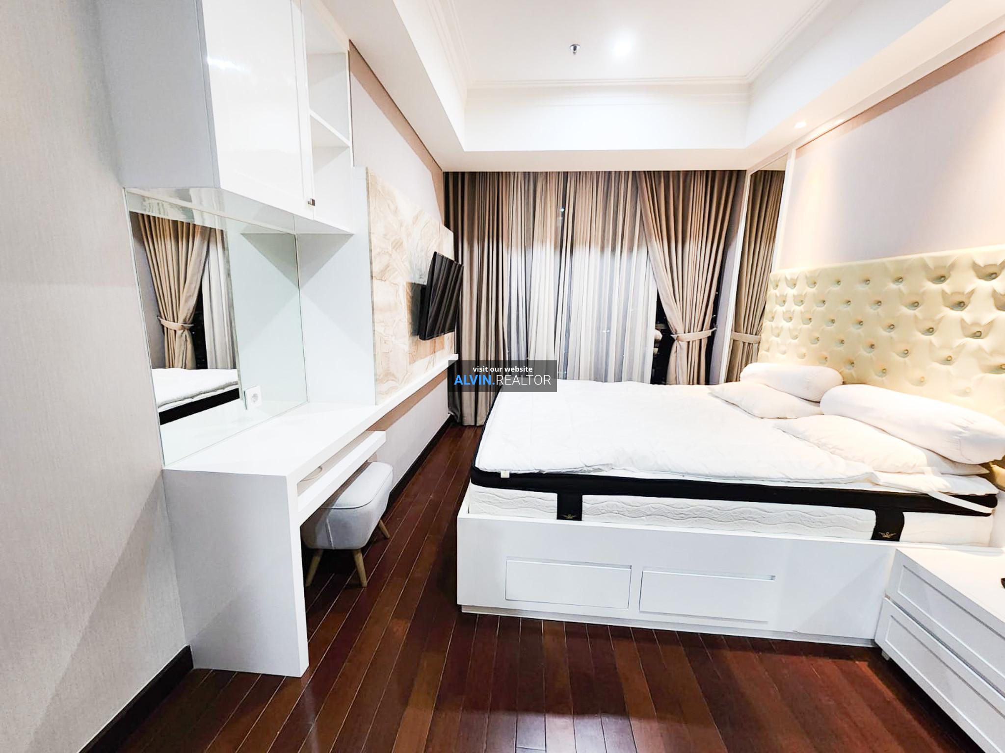 ff073433-134c-4f79-a186-88bdeb0ce95c-1730268548