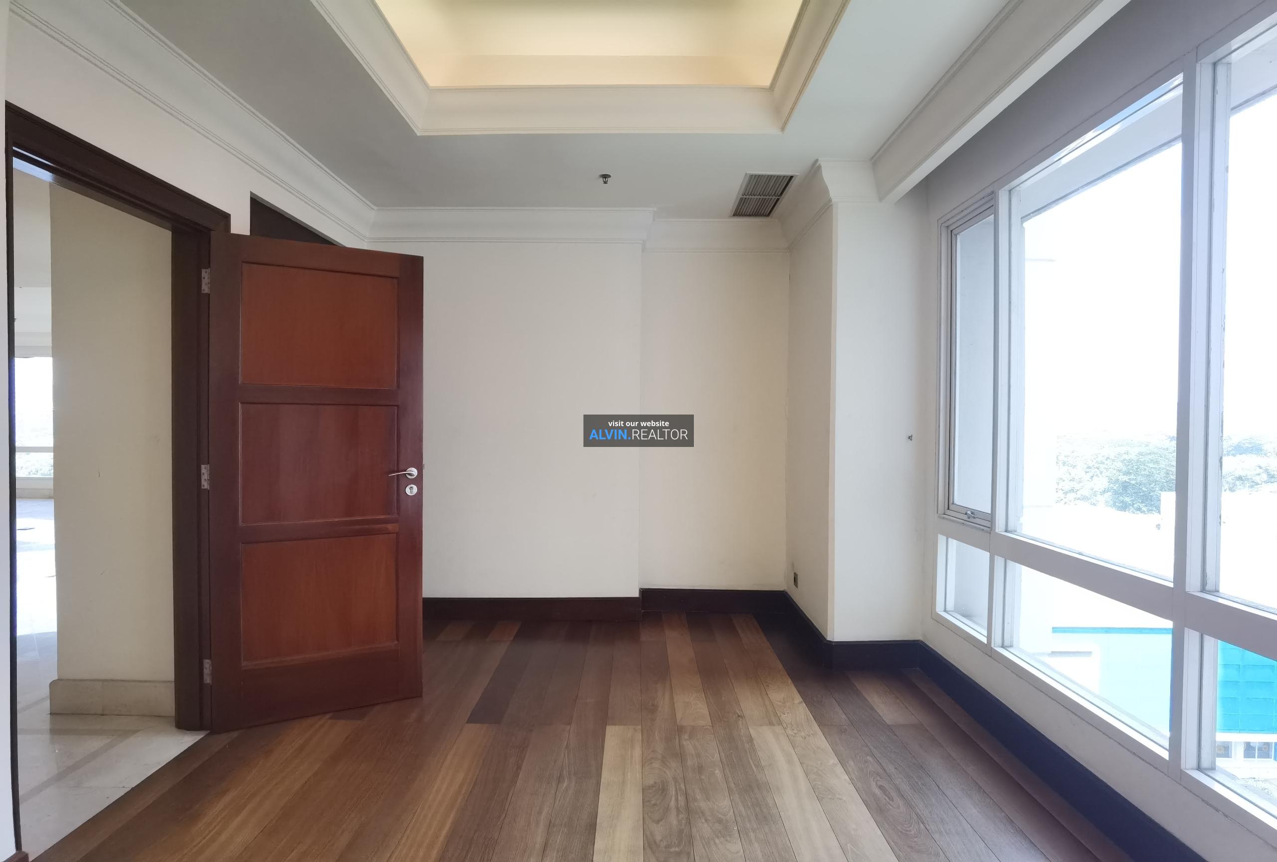 img-20220610-113204-1734343372