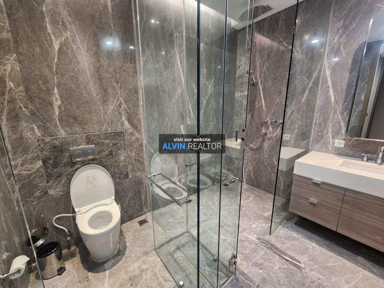 whatsapp-image-2024-08-02-at-174852-dc9676cc-1734340831