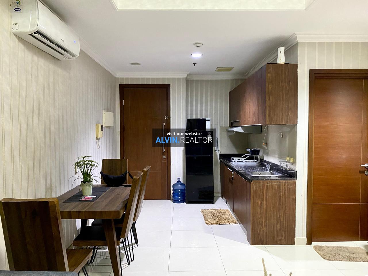 whatsapp-image-2025-10-10-at-24547-pm-1760337094