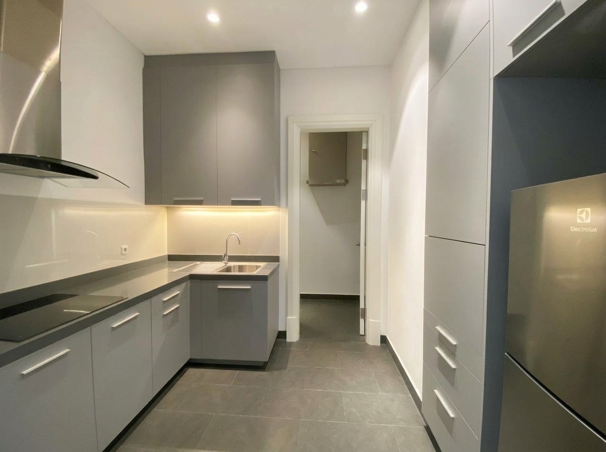 2caf3c9d-8fa6-487d-be04-b01bcde45f20-1